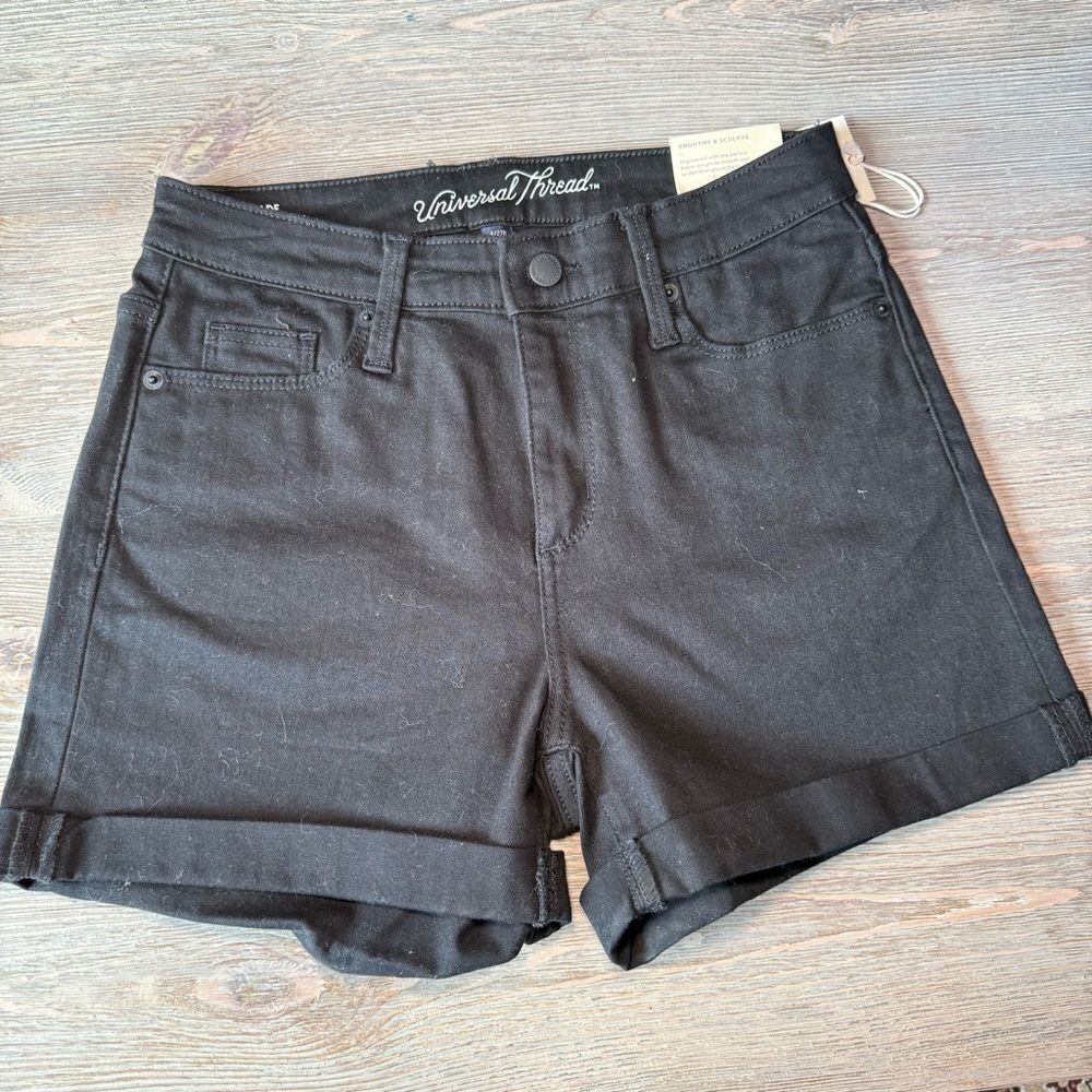 Universal Thread Women's Dark Jean Shorts